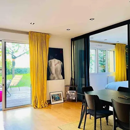 Maison Avec Jardin Proche De La Tour Eiffel Parigi